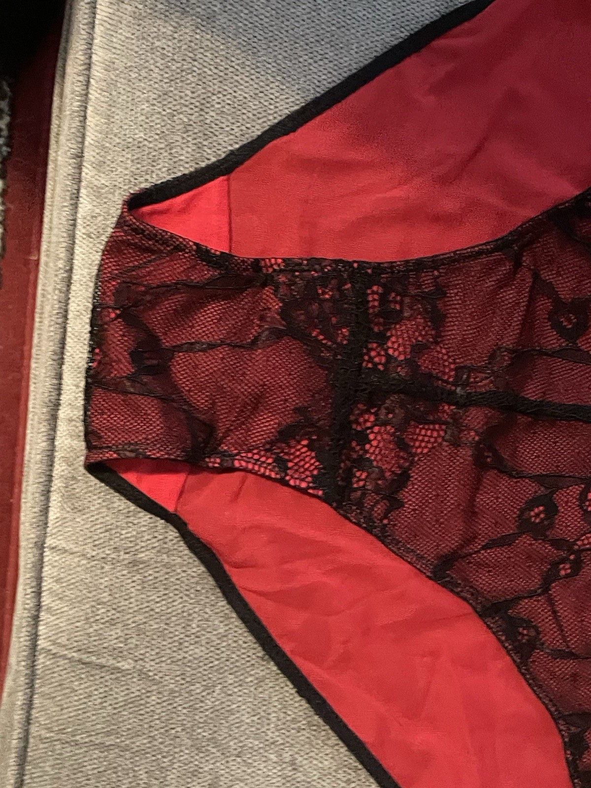 *BNWT* Size 30/32 Red & Black Tonal Lace High Waist Knickers / Briefs / Panties