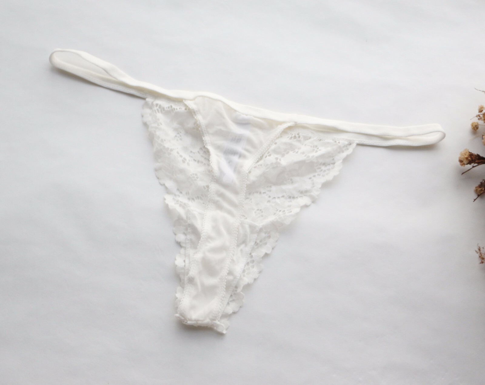 Women Sexy Thongs Floral Mesh T-back Underwear G-string Knickers White XS-M-L