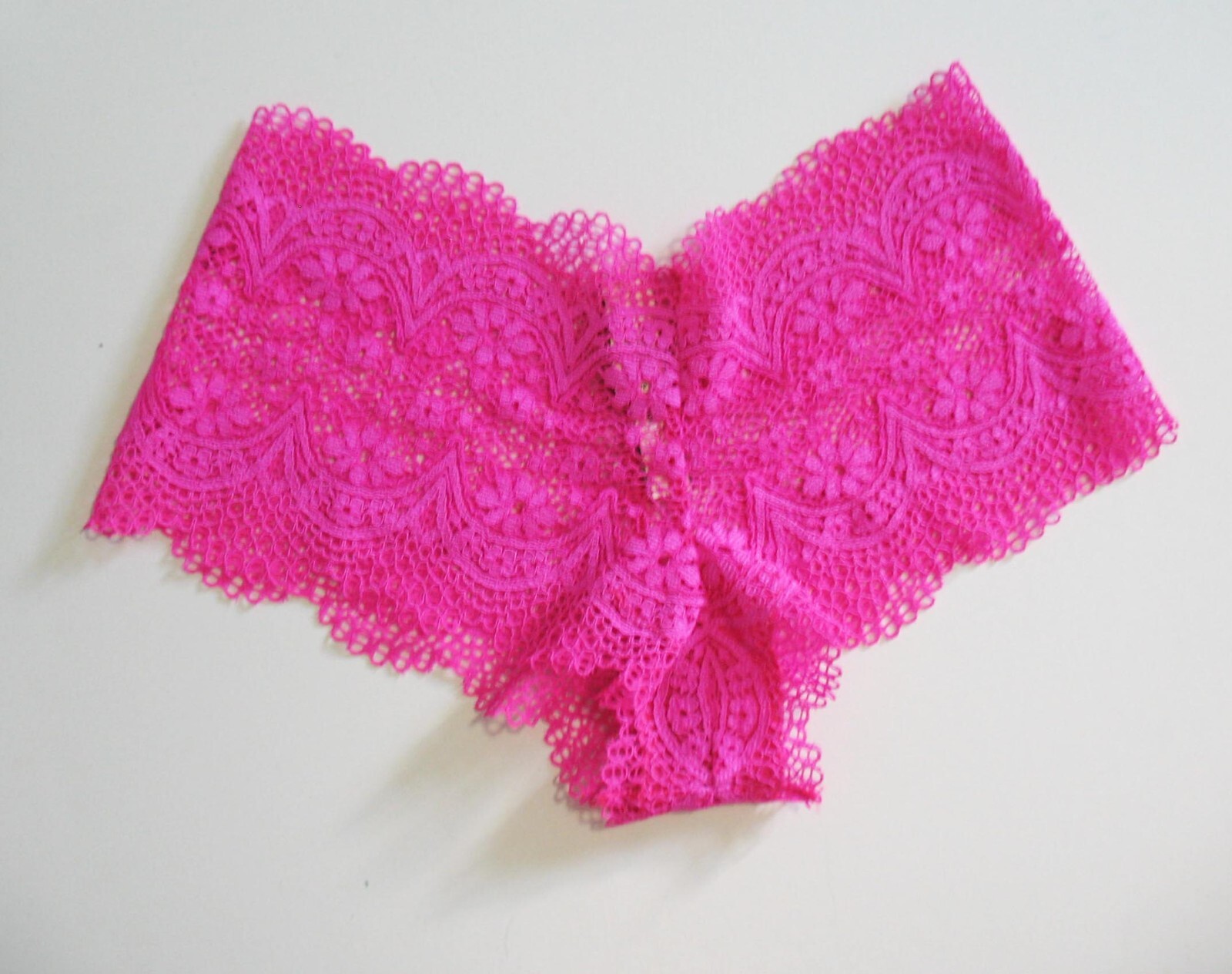 2 Victoria’s Secret Boyshort Hot Pink Lace Sz S /P – NWT