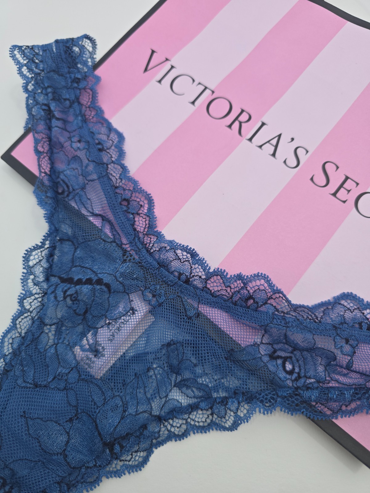 NWT Victoria’s Secret VERY SEXY Rose Lace High-Leg Thong Panty M Denim Blue Lace