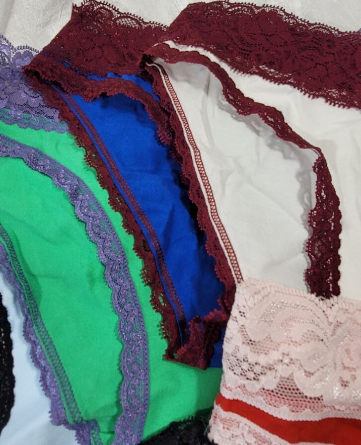 Sexy Basics 24/7 Anywear Women’s 12-Pack Lace Trim Panties – Size Small