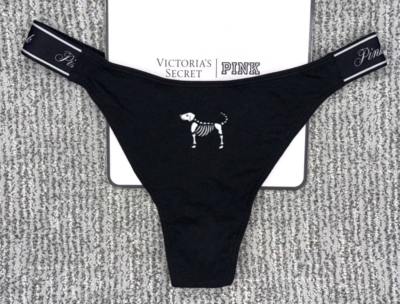 Victoria’s Secret PINK NWT Medium Black Halloween Skeleton Thong Panty Spellout