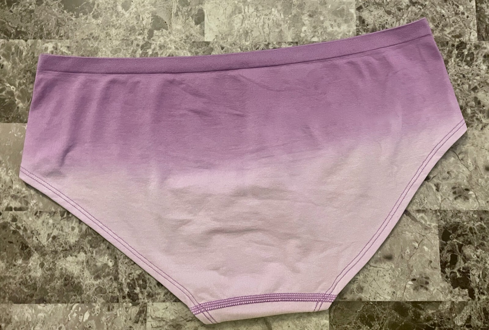 NWT VICTORIA’S SECRET PINK PURPLE OMBRE STRETCH SEAMLESS HIPHUGGER PANTIES