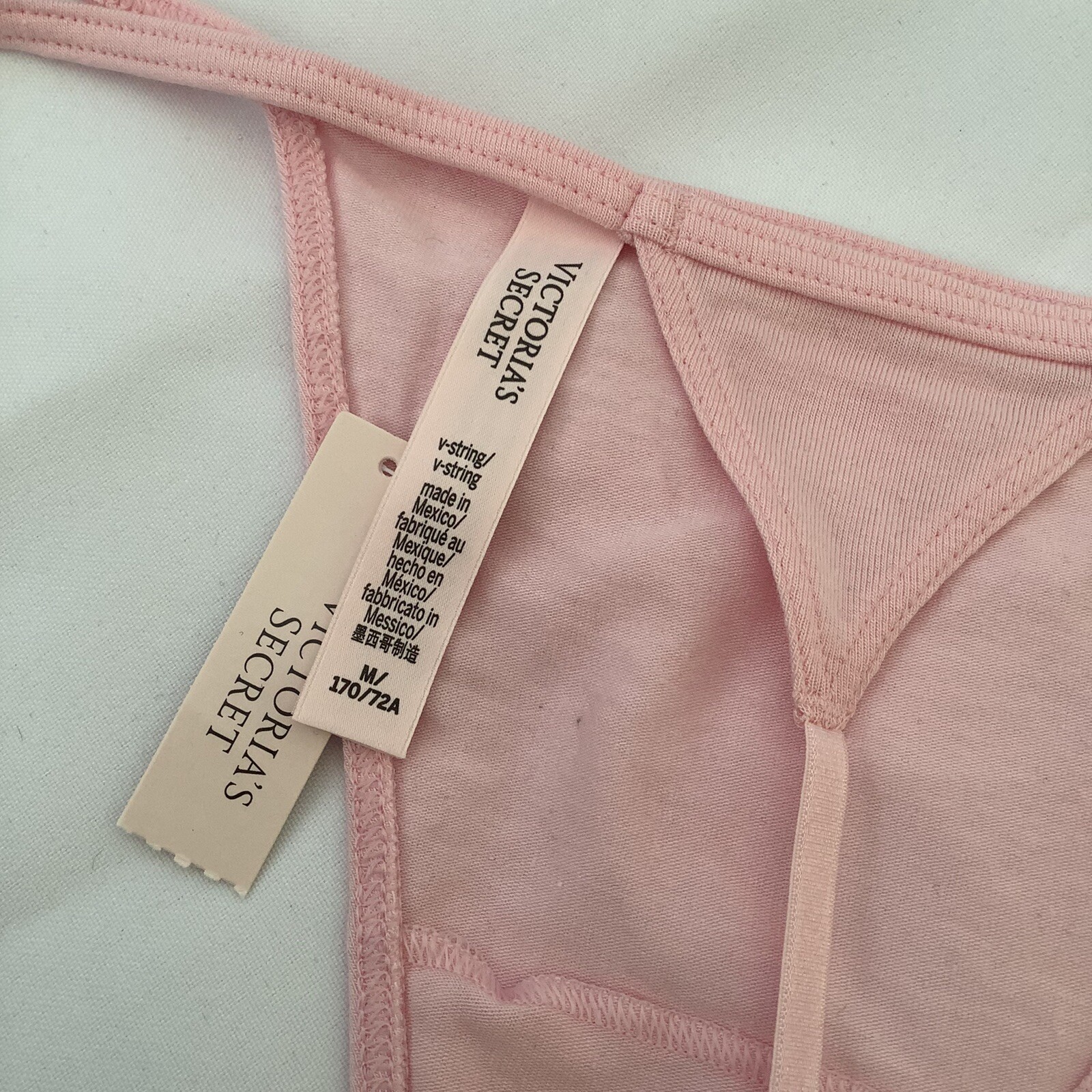 Victoria’s Secret Pale Pink Cotton Mix V-String Thong Panties – Size M – BNWT