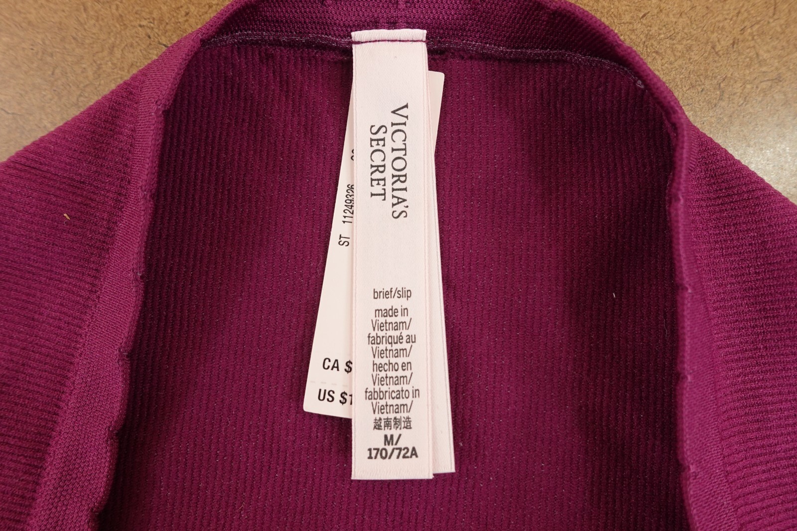 Victorias Secret Womens Size Medium Plum Seamless High-Leg Brief Panty NWT