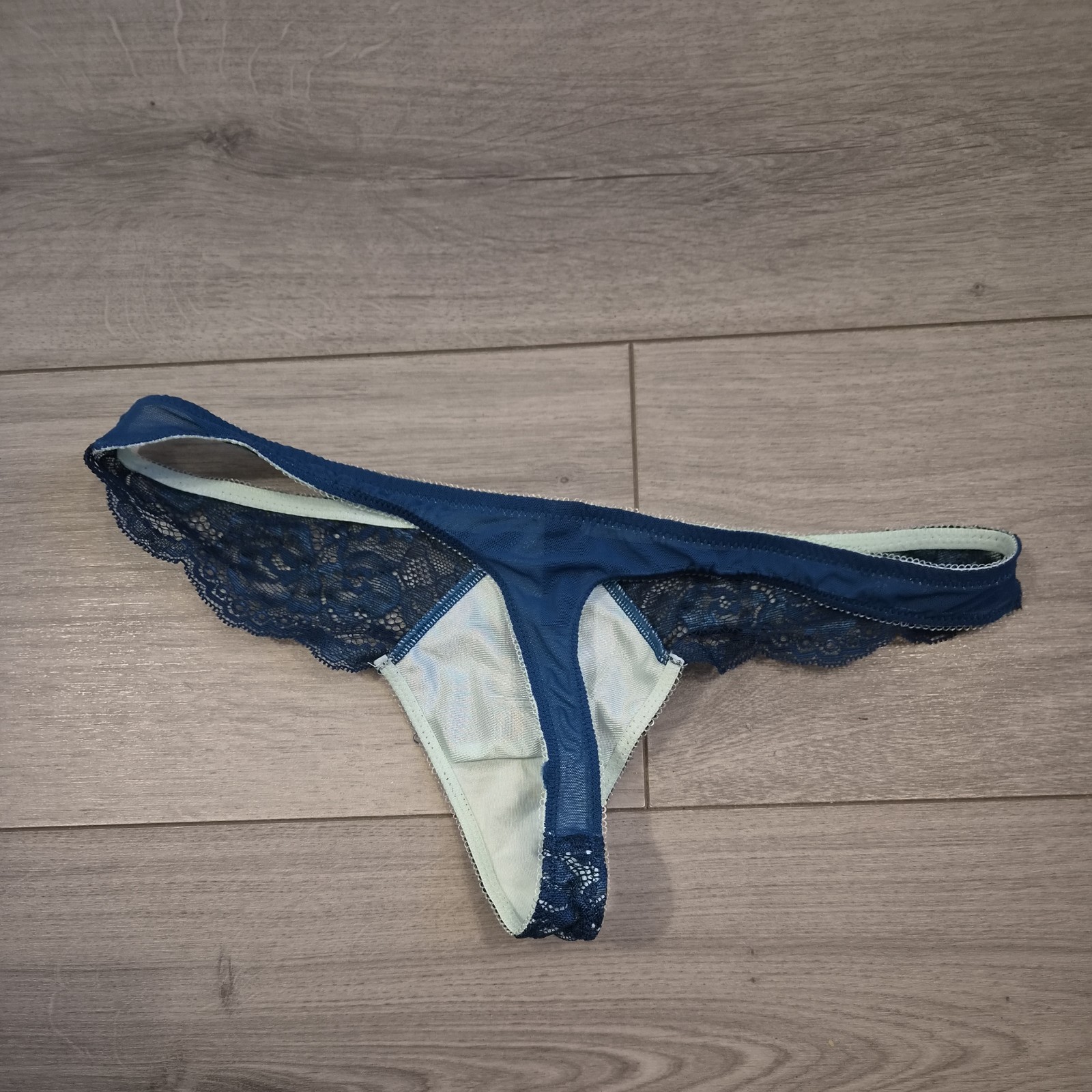 BNWOT Ann Summers Deep Teal Blue & Light Green Lace Thong Size 8-10