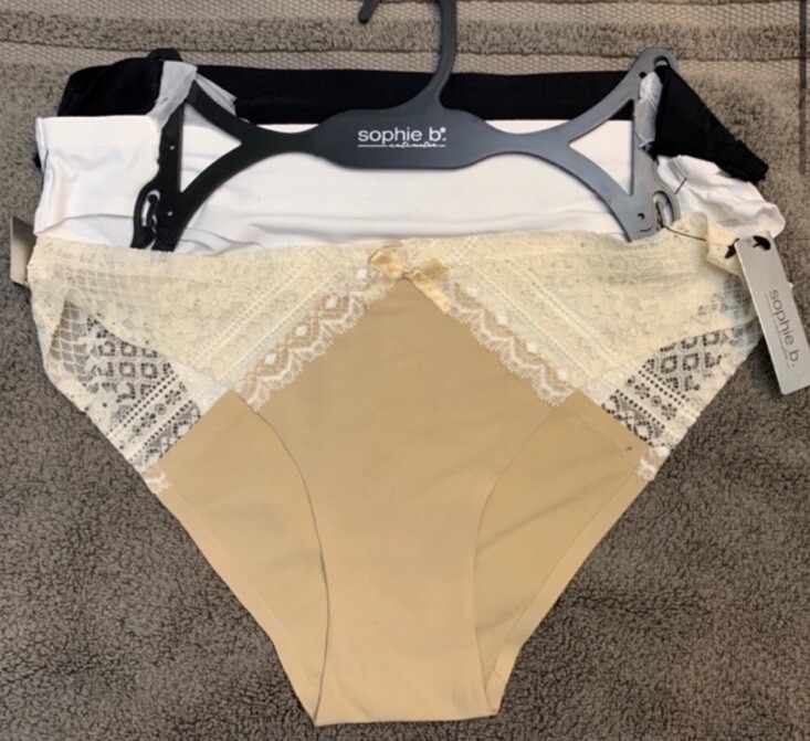 NEW Large Women’s Panties SOPHIE B. 3 Pairs Pretty Invisible Edge Bikini NWT