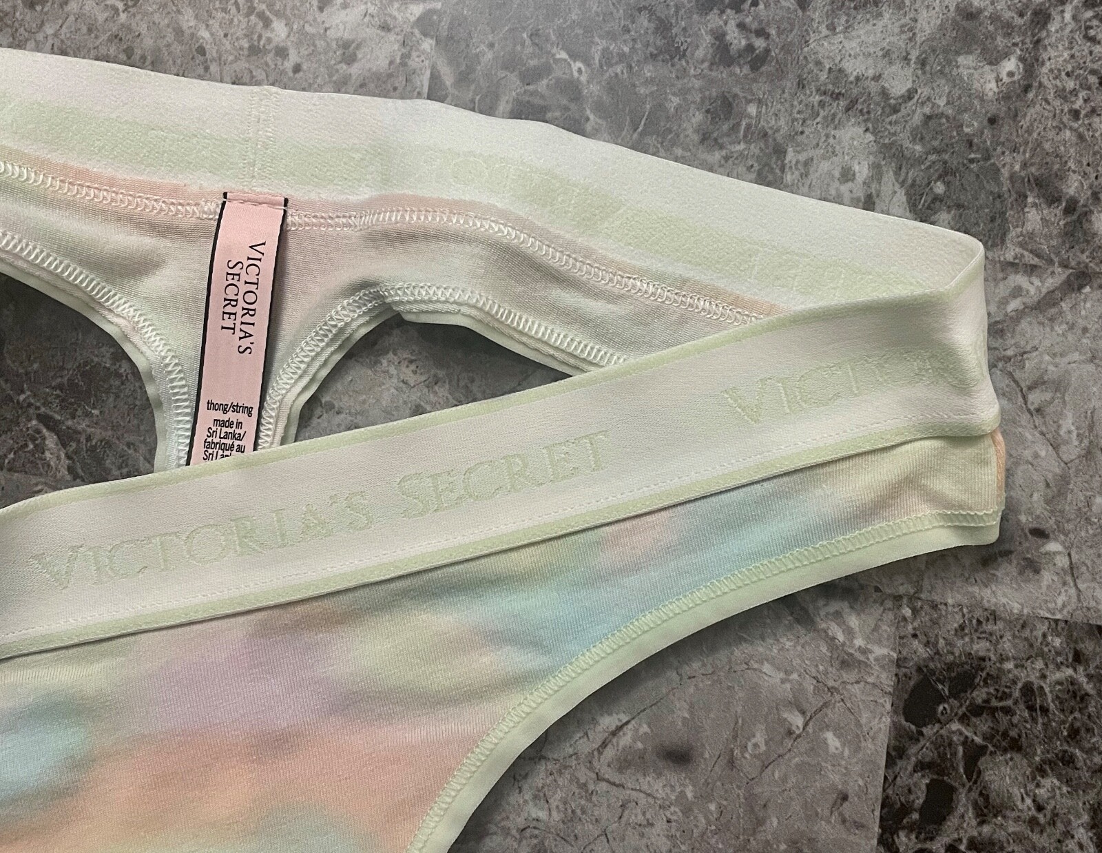 NWOT VICTORIA’S SECRET BLUE PINK TIE DYE GREEN THICK LOGO BAND THONG PANTIES