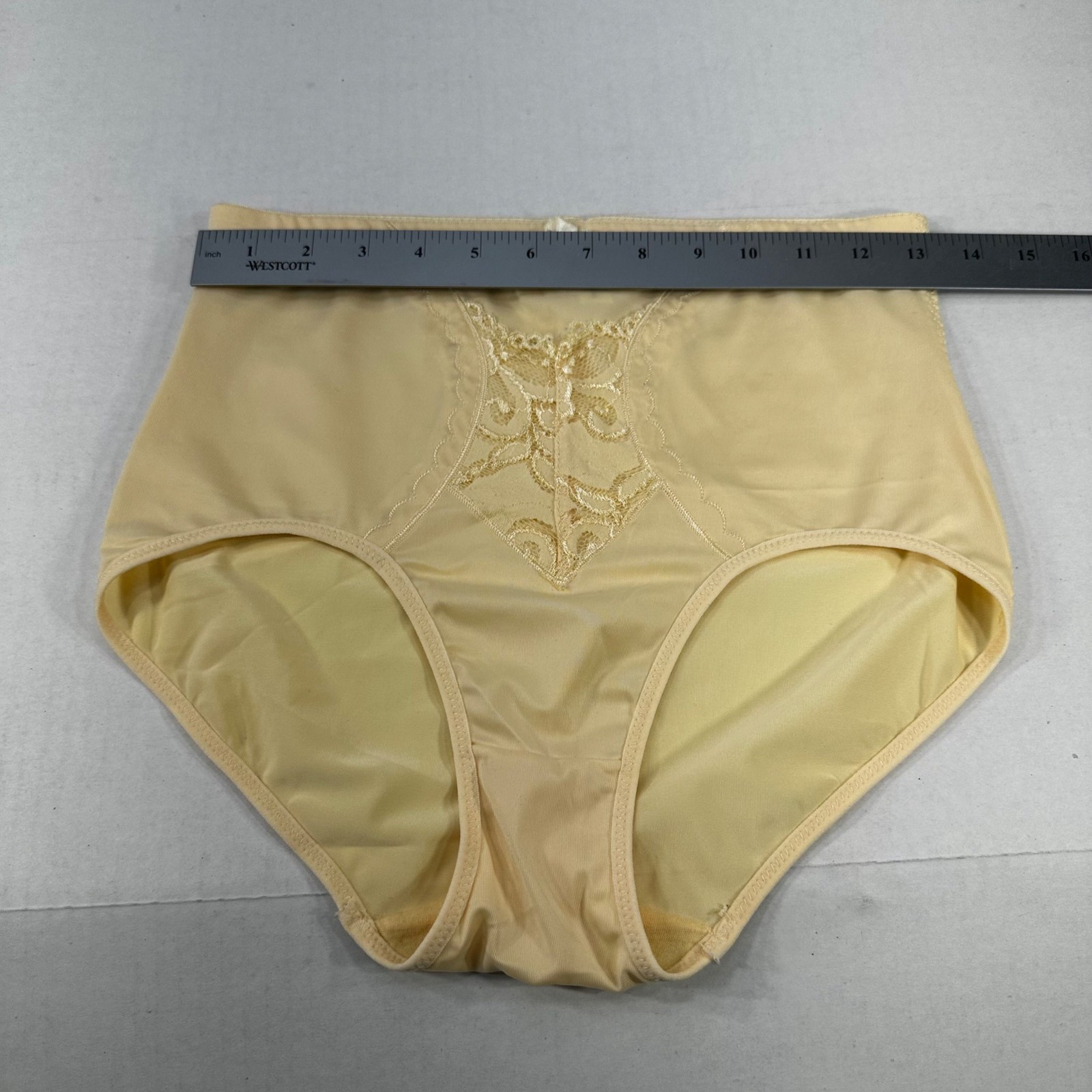 Mamia Gold Women’s Size XXL Panty Brief Shaper Yellow New Without Tags
