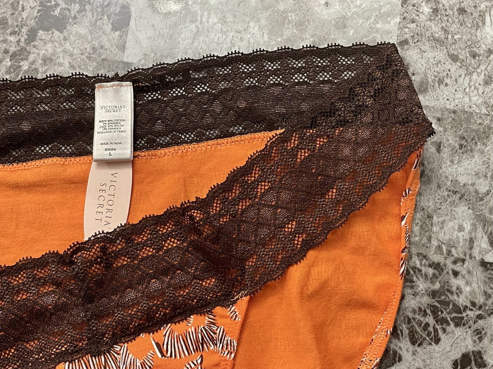 NWT VICTORIA’S SECRET LARGE ORANGE BROWN ZEBRA LACE RARE STRING BIKINI PANTIES
