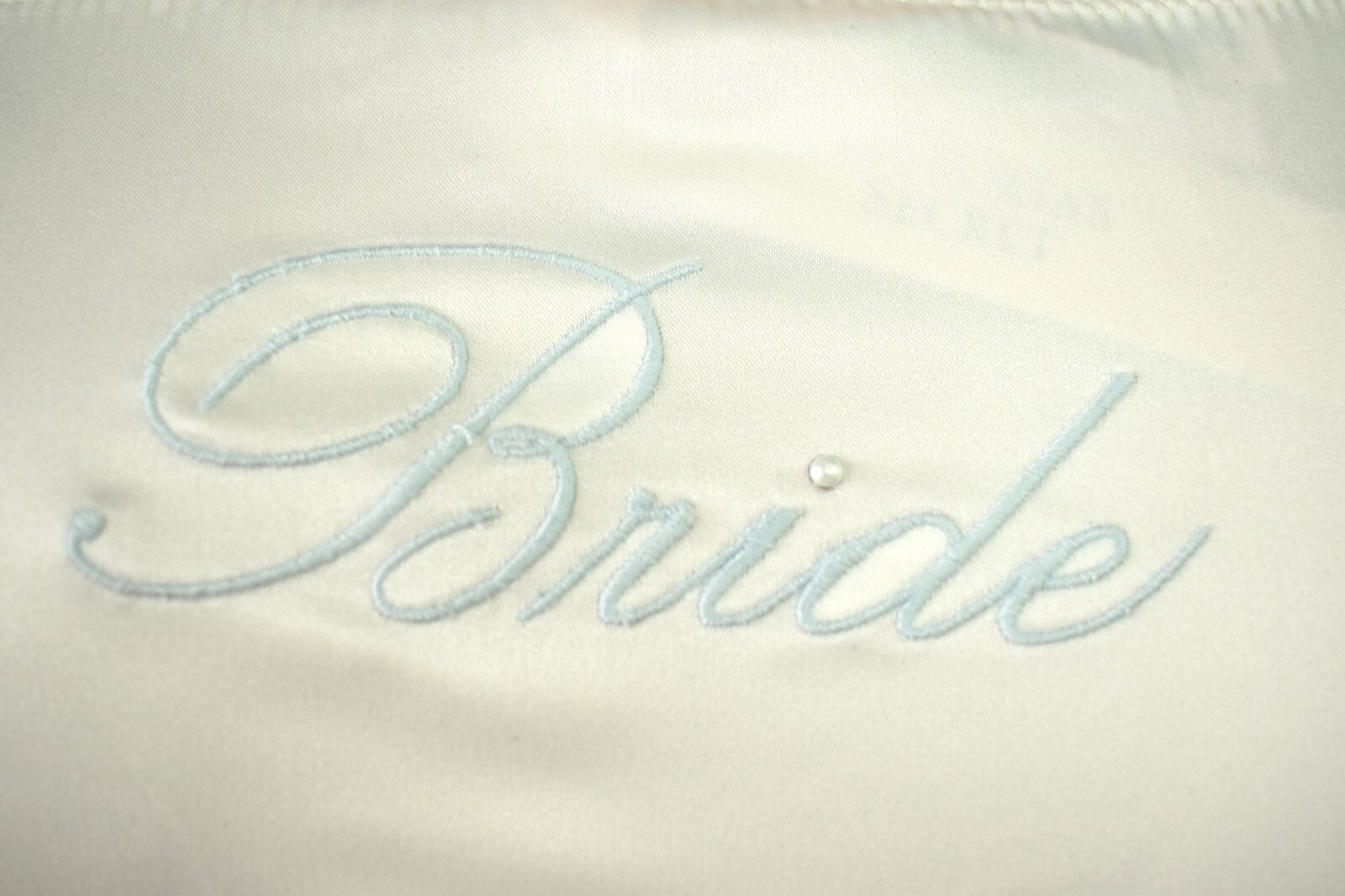 Victoria’s Secret MEDIUM *VERY SEXY* EMBROIDERED SIDE-TIE CHEEKY PANTY *BRIDE*