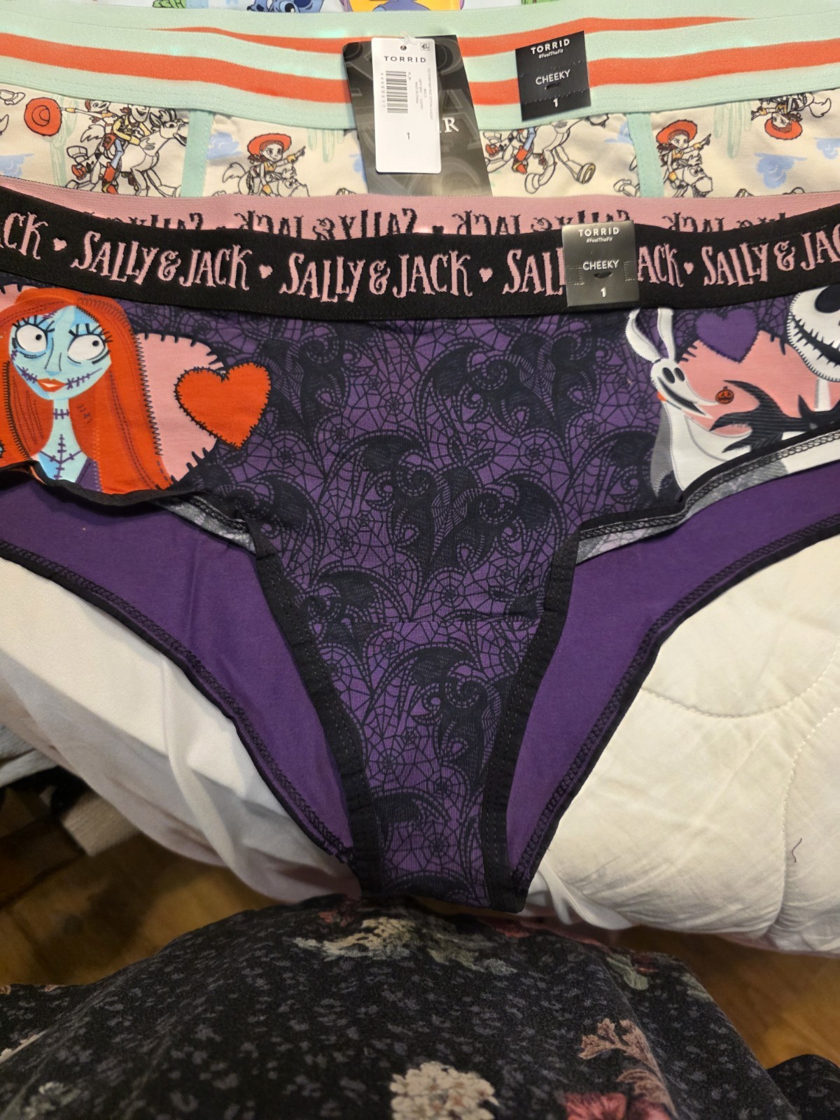 Torrid Cheeky Panties Size 1 Multicolor Disney Graphic Print