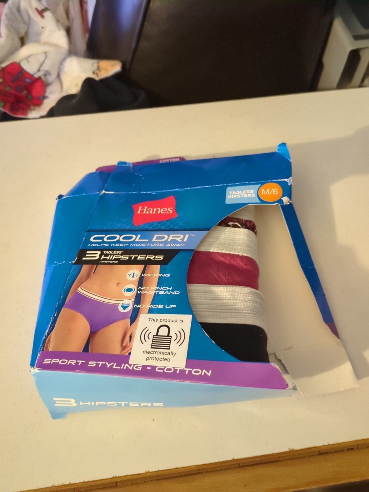 3 HANES WOMEN HIPSTERS M/6 Cotton No Ride Up No Pinch Wicking Cool Dri Tagless