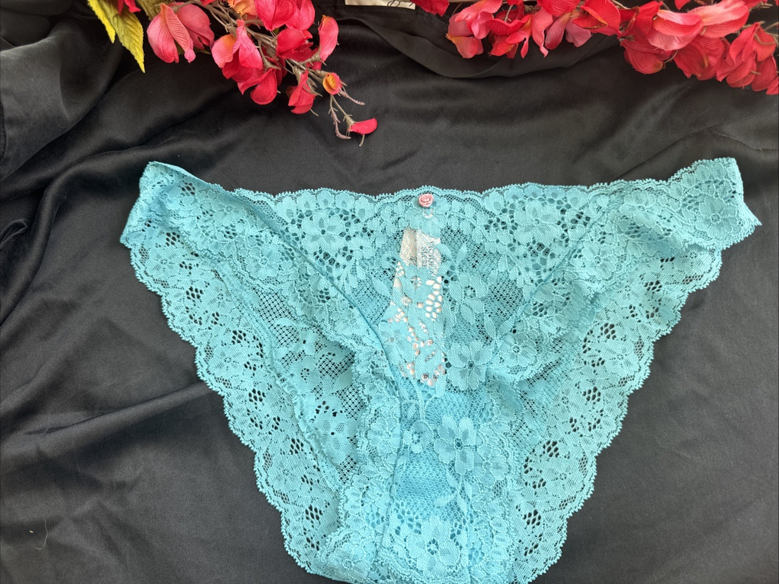 VICTORIA’S SECRET M TURQUOISE BLUE LACE SUMMER DREAM ANGELS BIKINI PANTIES NWT