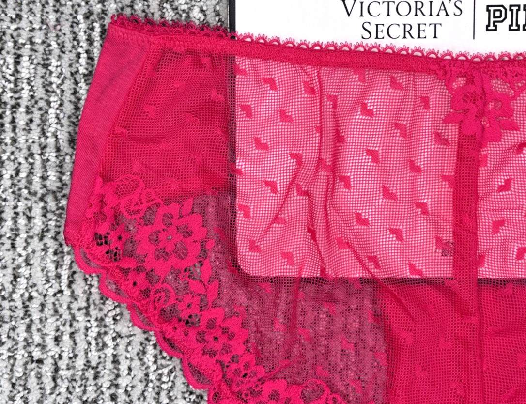 Victoria’s Secret NWT Medium Pink Heart Lace Hiphugger Panty Sexy Sheer Rosette