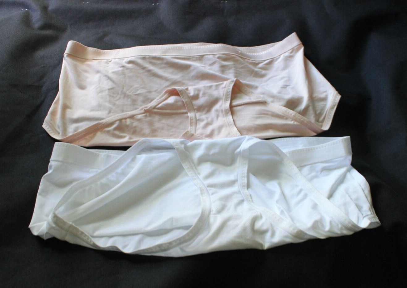 Lot of 2 Vanity Fair No Ride No Roll – No Panty Lines -Briefs Panties Sz 9 2XL