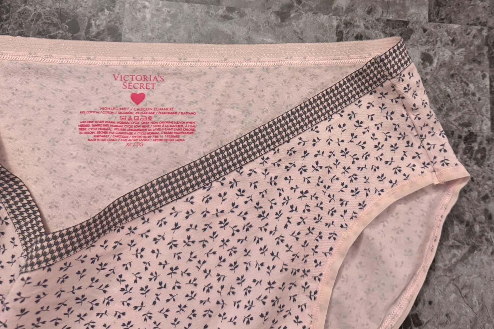 NWT VICTORIA’S SECRET XL PINK FLORAL LIGHTWEIGHT BAND HIGH LEG BRIEF PANTIES