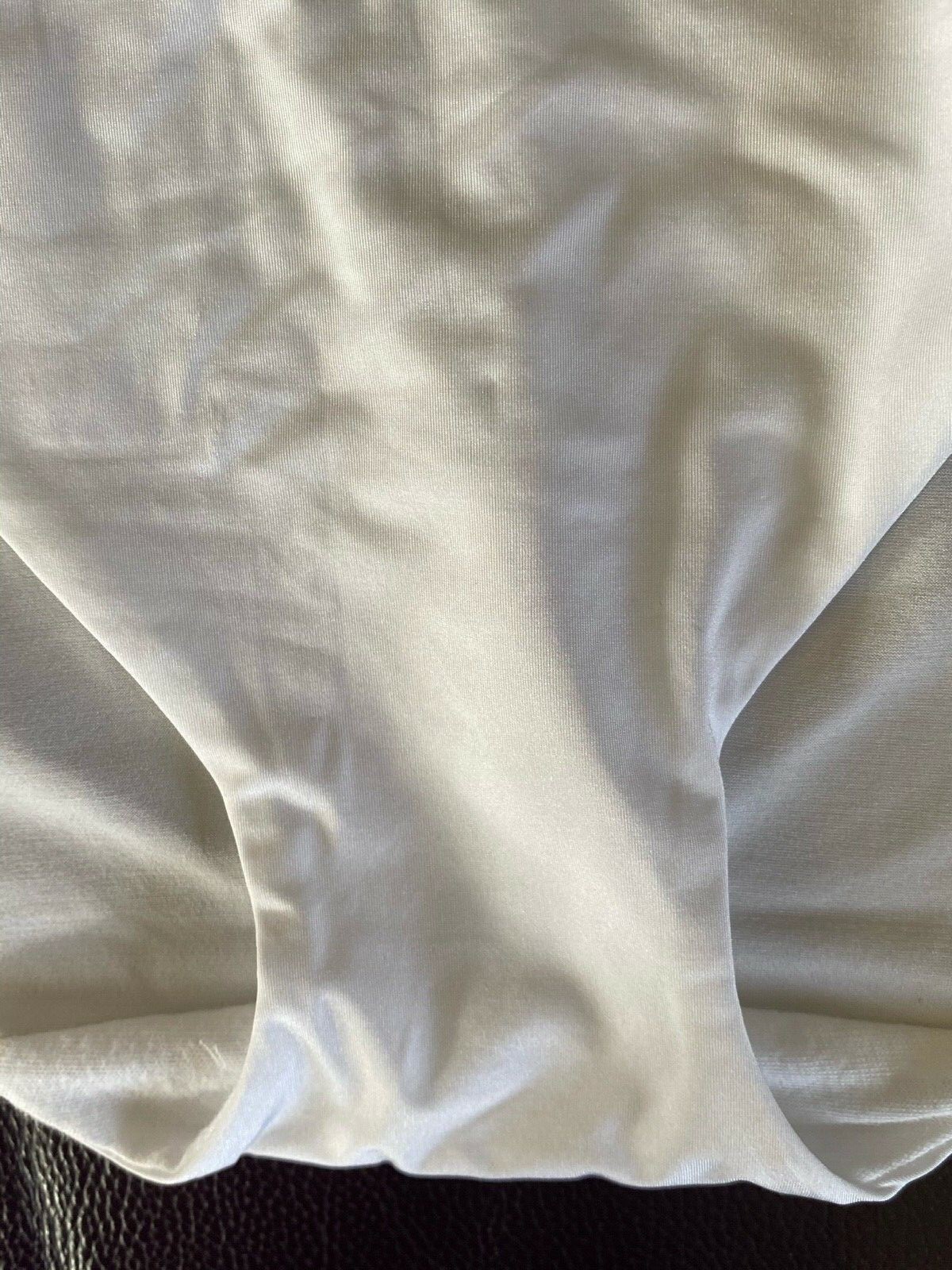 BNWT AUTOGRAPH WHITE EMBROIDERED TANGA BRAZILIAN STYLE KNICKERS – SIZE 22!!