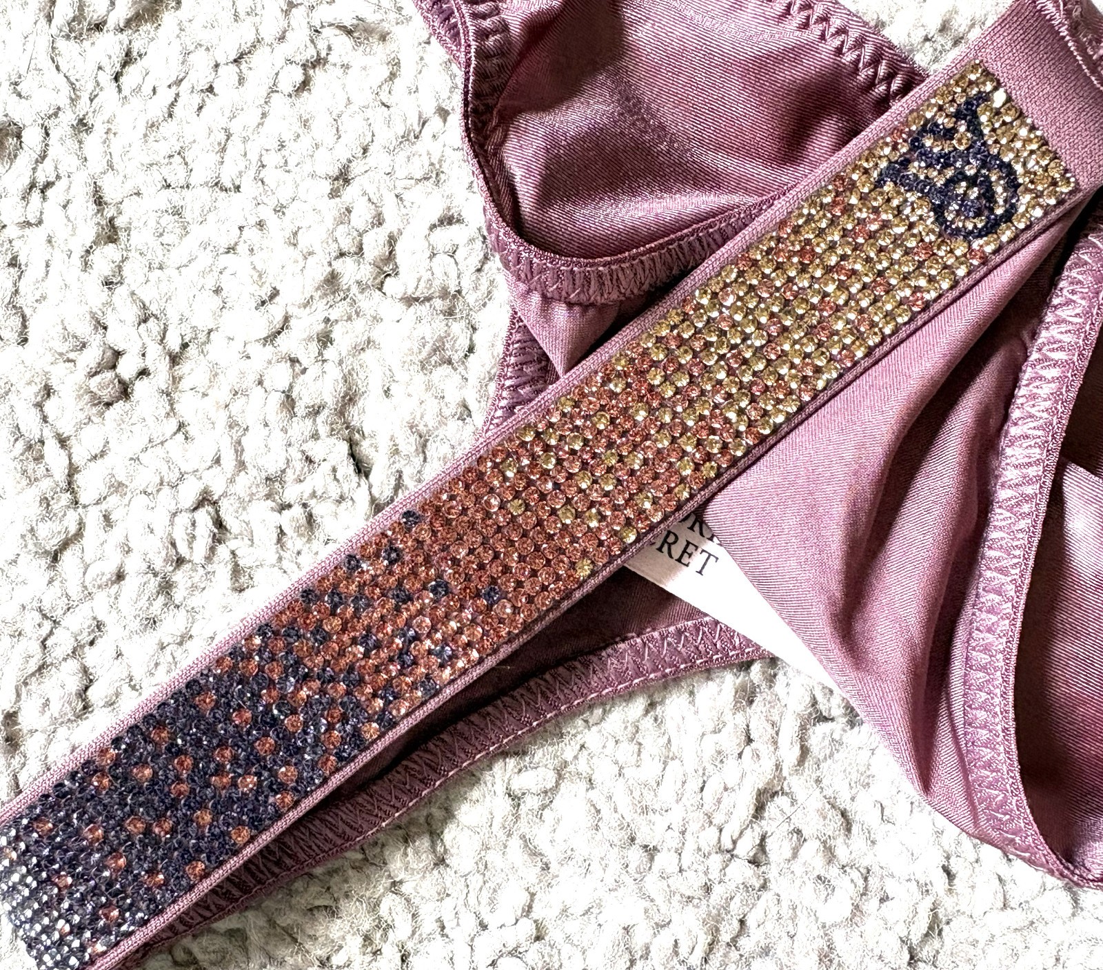 NWT VICTORIA’S SECRET SEXY SMOOTH SHINE BLING OMBRE STRAPS THONG PANTY – XL