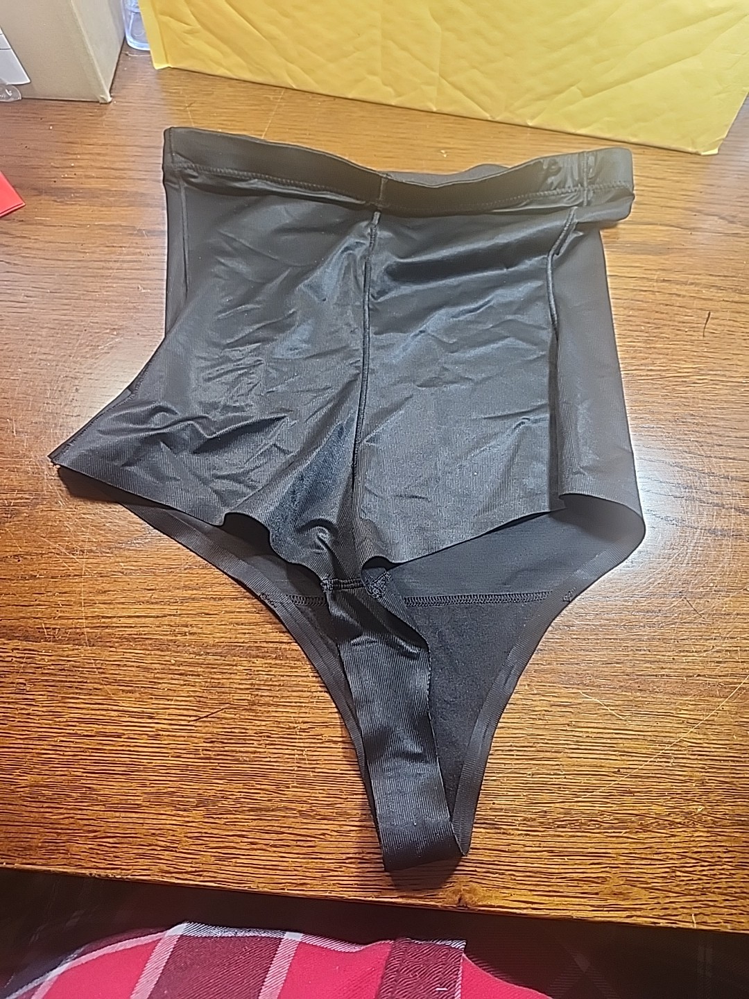 Red Hot by Spanx Thong Women’s Medium Very Black Stretch High-Waist Underwear