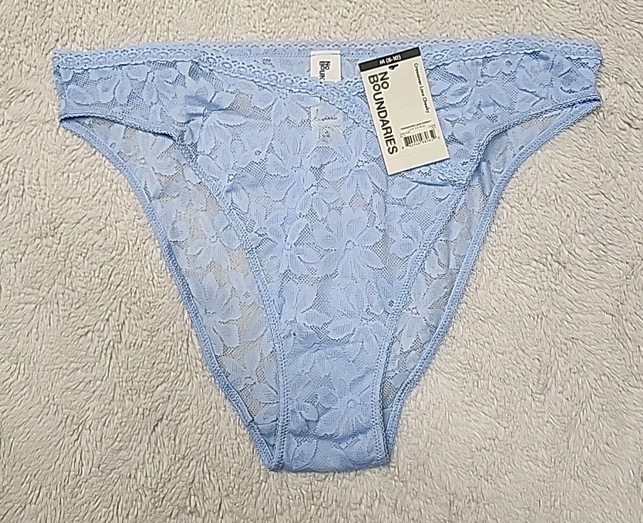 • No Boundaries Women’s Crossover Floral Lace Cheeky Panty Size Medium Blue