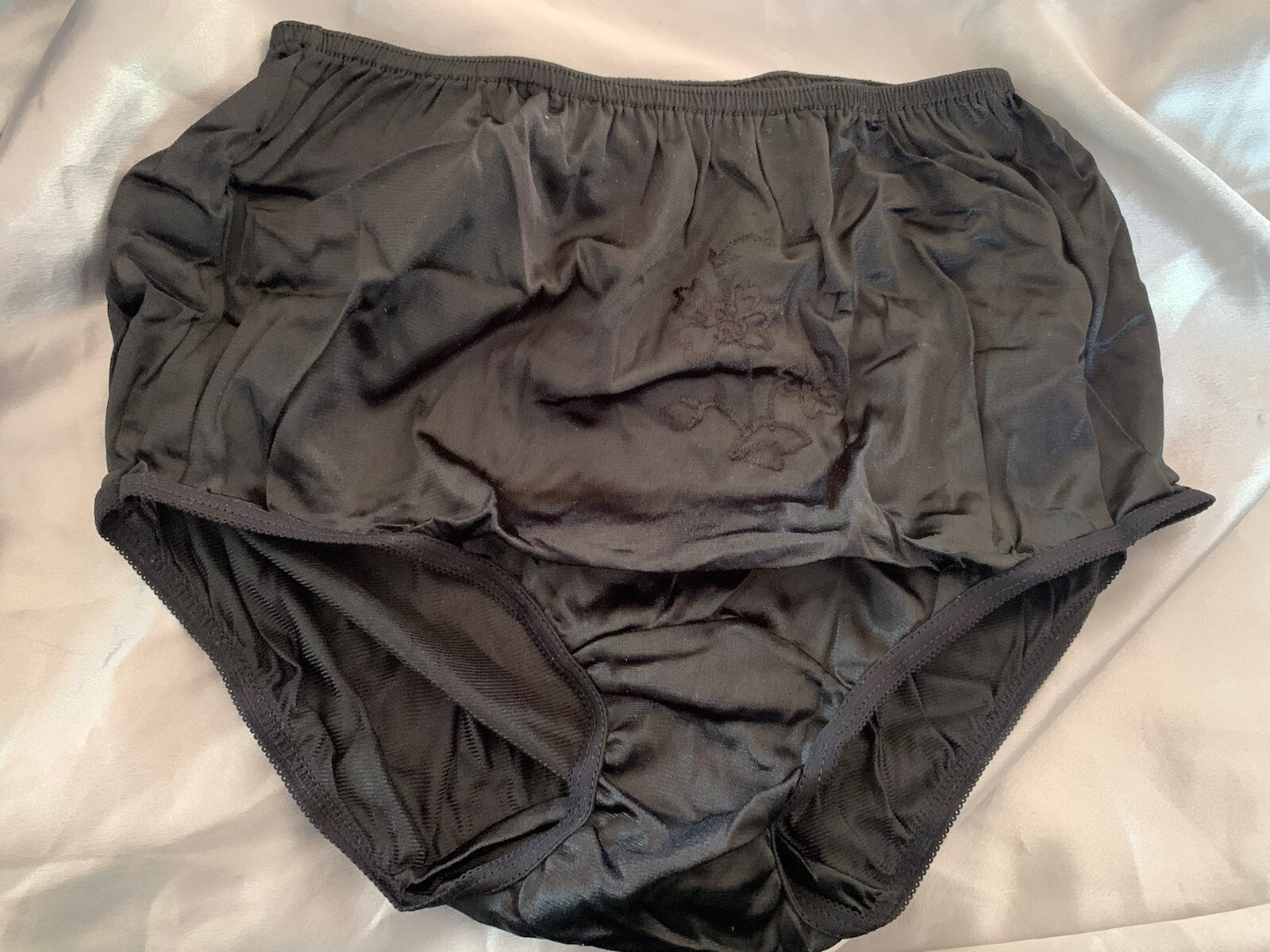 Nwot 100% Nylon Black High Waist brief panties XL With Nylon Satin Gusset