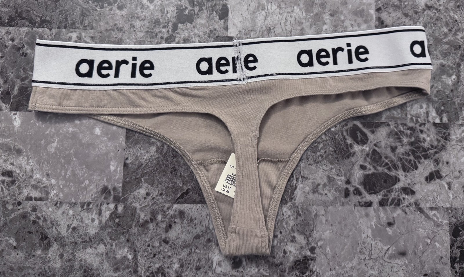 NWT AERIE AMERICAN EAGLE M TAUPE WHITE BLACK LOGO THICK WAISTBAND THONG PANTIES