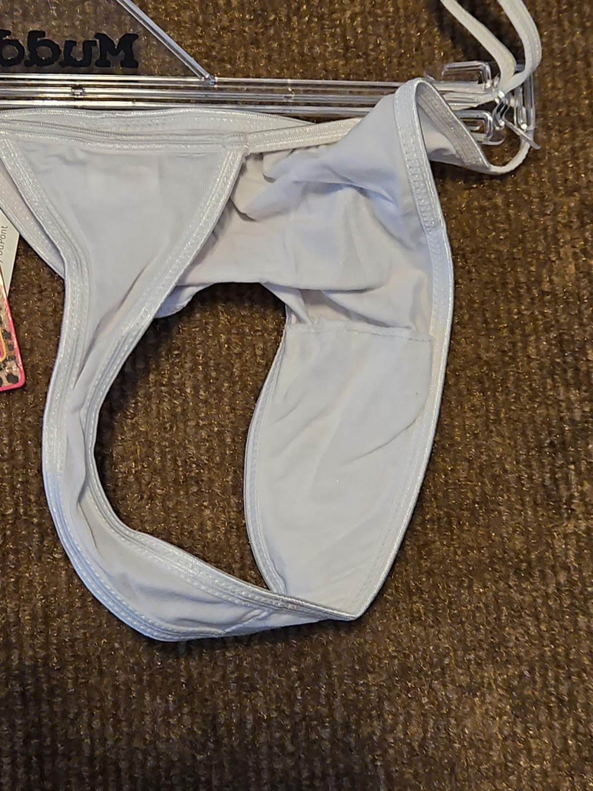 MUDD Intimates Women’s Low Rise Thong Panties Medium, White NWT (Tactel Fibre)