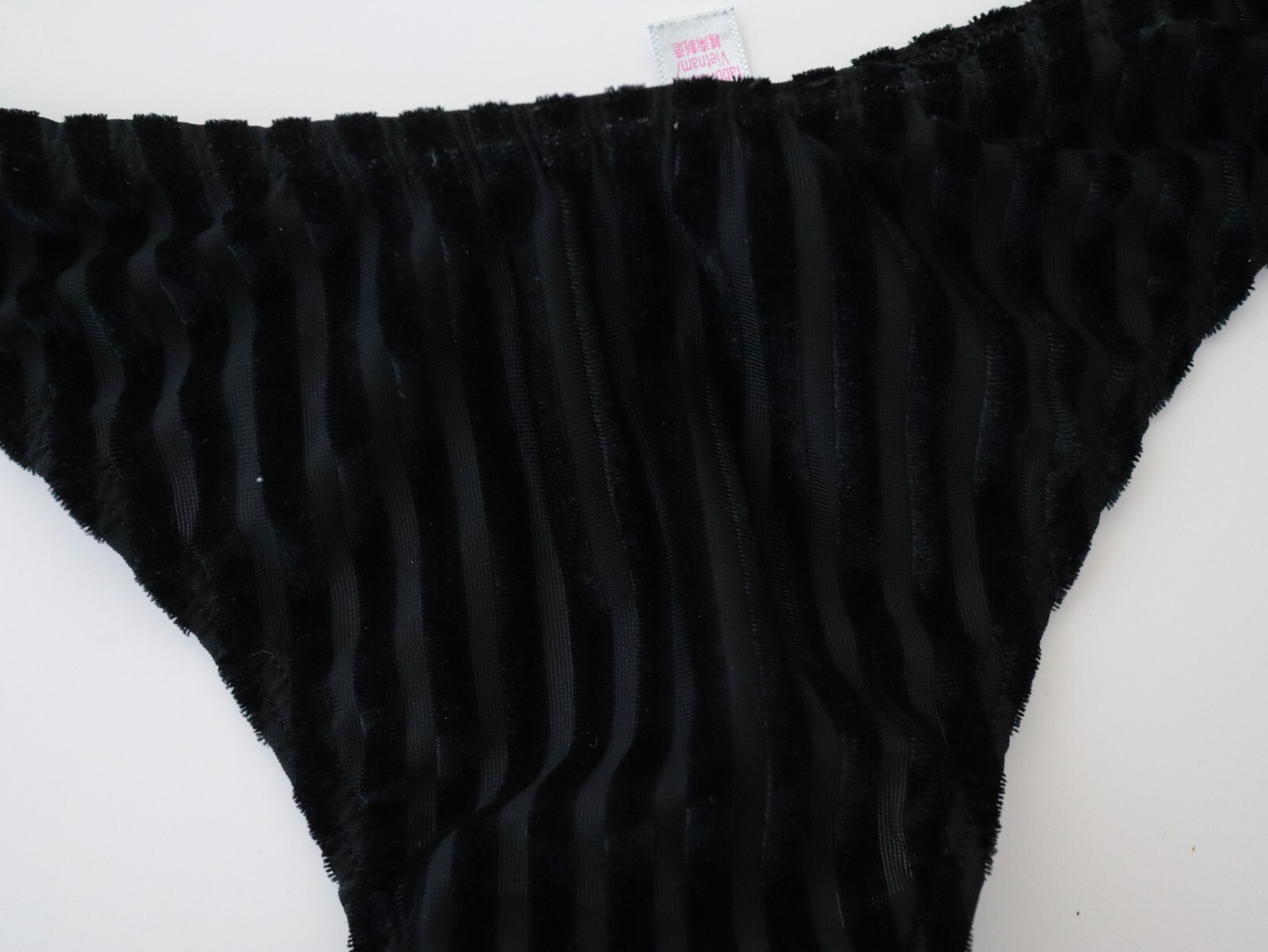 2 NEW Victoria’s Secret 2021 PINK Velvet Striped Thong Panty Lot LARGE