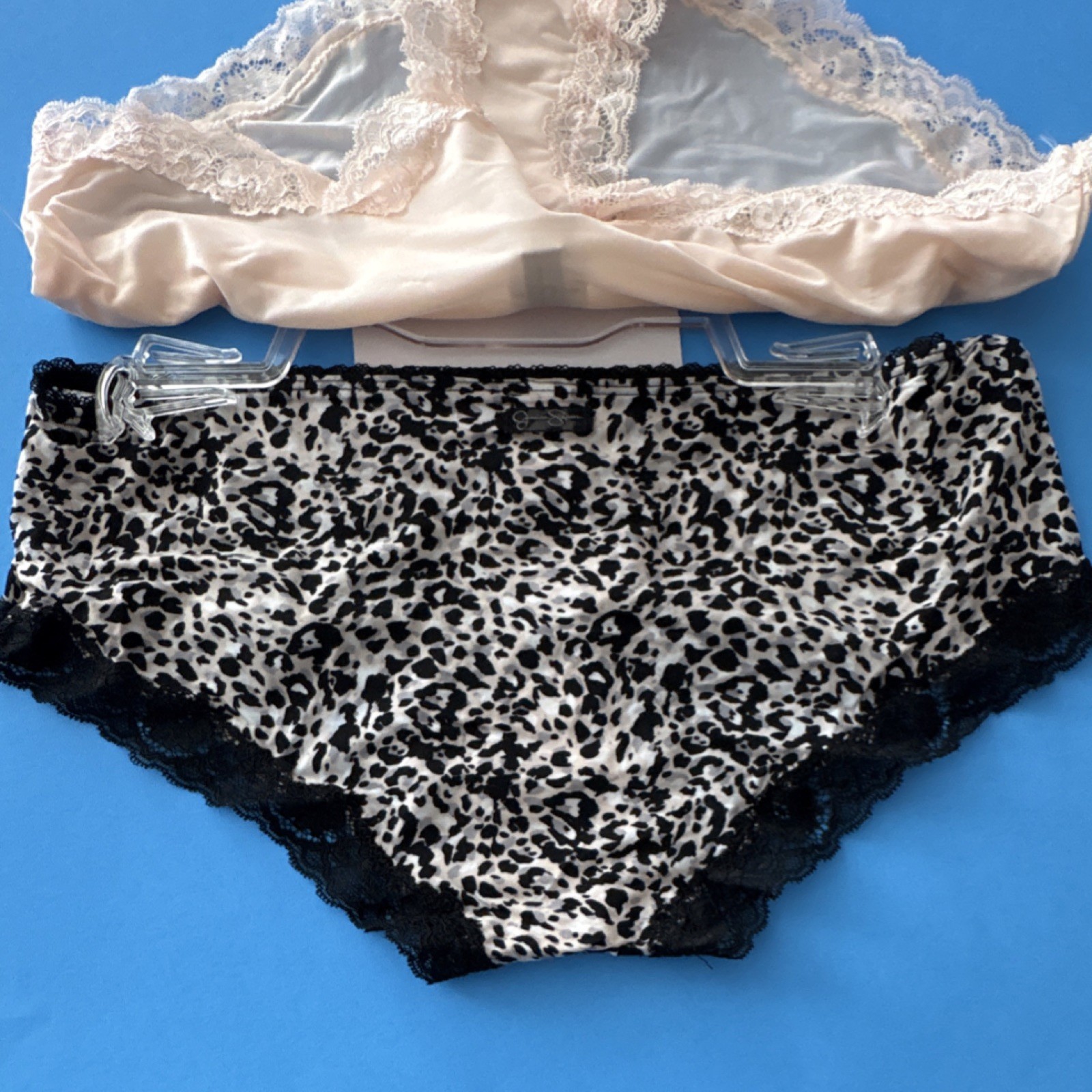 NWT $24 Jessica Simpson Boyshort Panties 2 Pack Medium Leopard Beige Lace