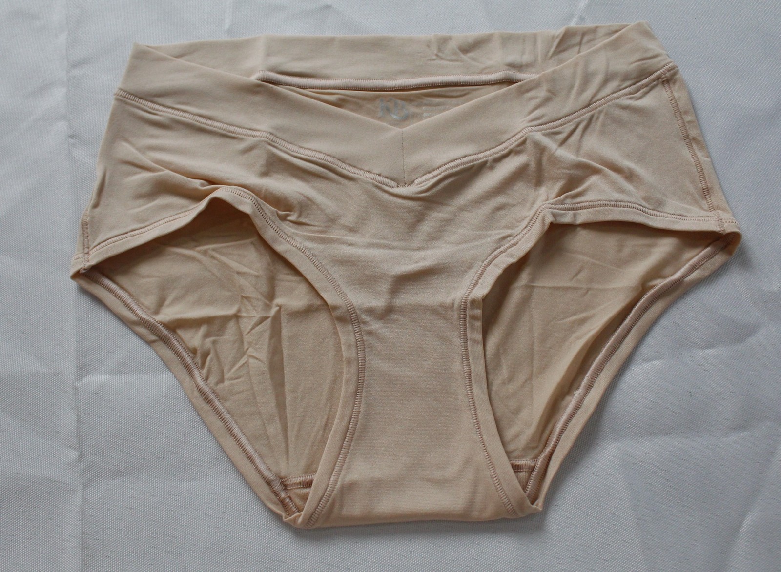 Kindred Bravely Women’s Grow With Me Maternity Hipster Panty ZG3 Beige Small NWT