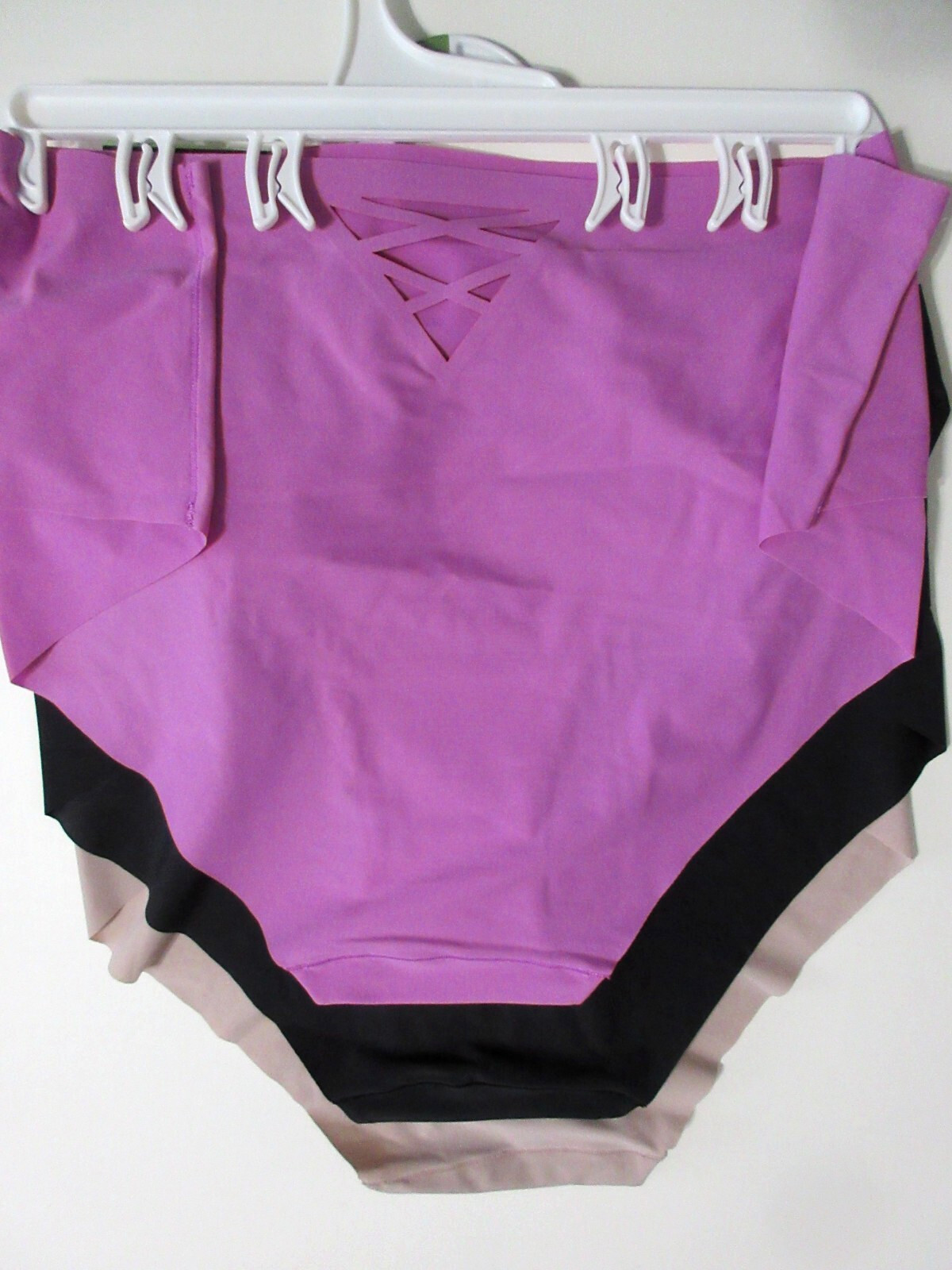 Maidenform 3-Pairs free cut HIPSTER Lazer no show Black Pink Tan nylon 10/3XL