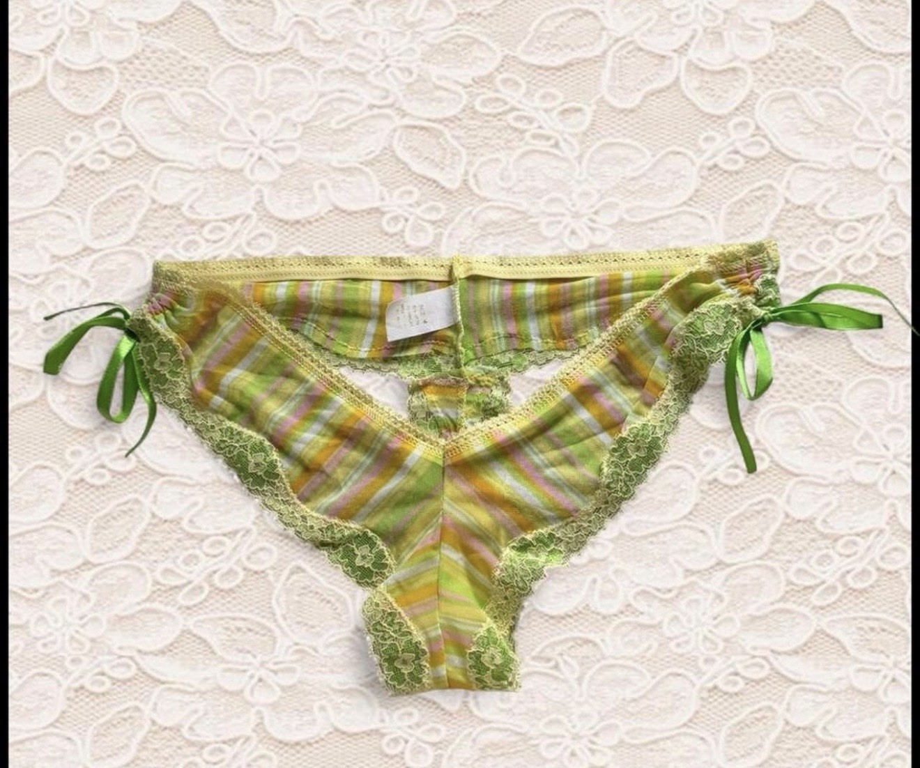 Women’s Green Striped Bikini Panties Lace Trim Side Tie Bow Stretch Size M