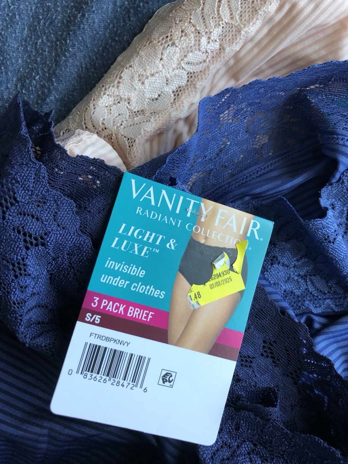 Vanity Fair Radiant Light & Luxe Ultra-Soft Lace Brief Panties 3 Pack S/5