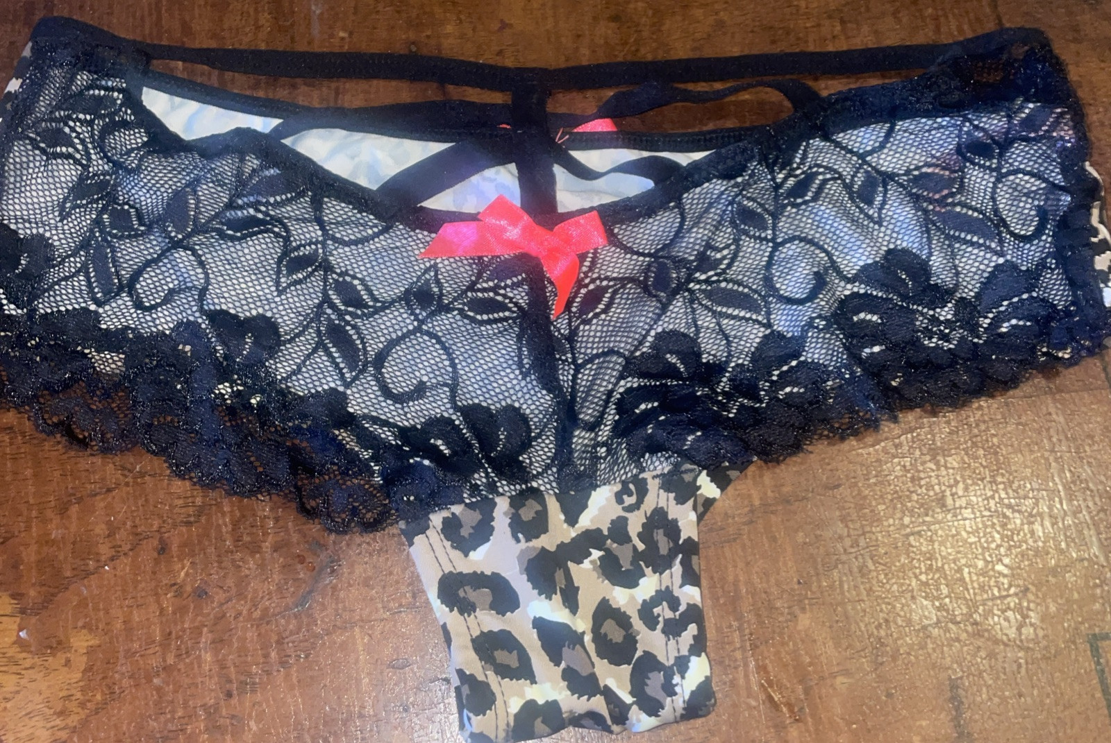 Shiny Leopard Print And Pantie With Sexy Back