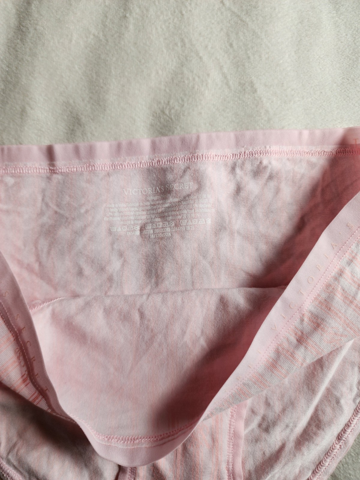 5 pairs size M/M Victoria’s Secret hiphuggers vintage RN54867 CA 67359 India