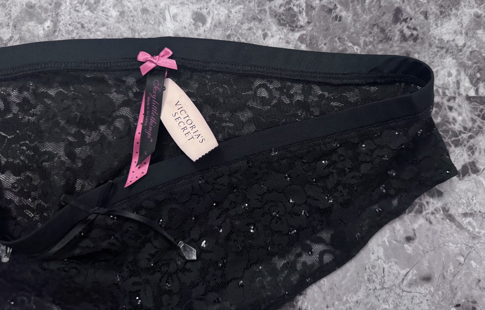 VICTORIA’S SECRET SEXY LITTLE THINGS L BLACK GLITTER LACE RARE HIPHUGGER PANTIES