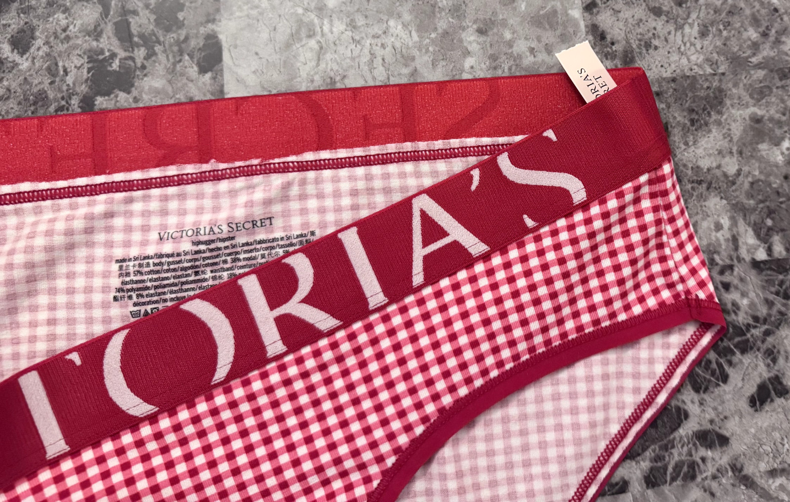 VICTORIA’S SECRET RED WHITE GINGHAM THICK EXPLODED LOGO BAND HIPHUGGER PANTIES
