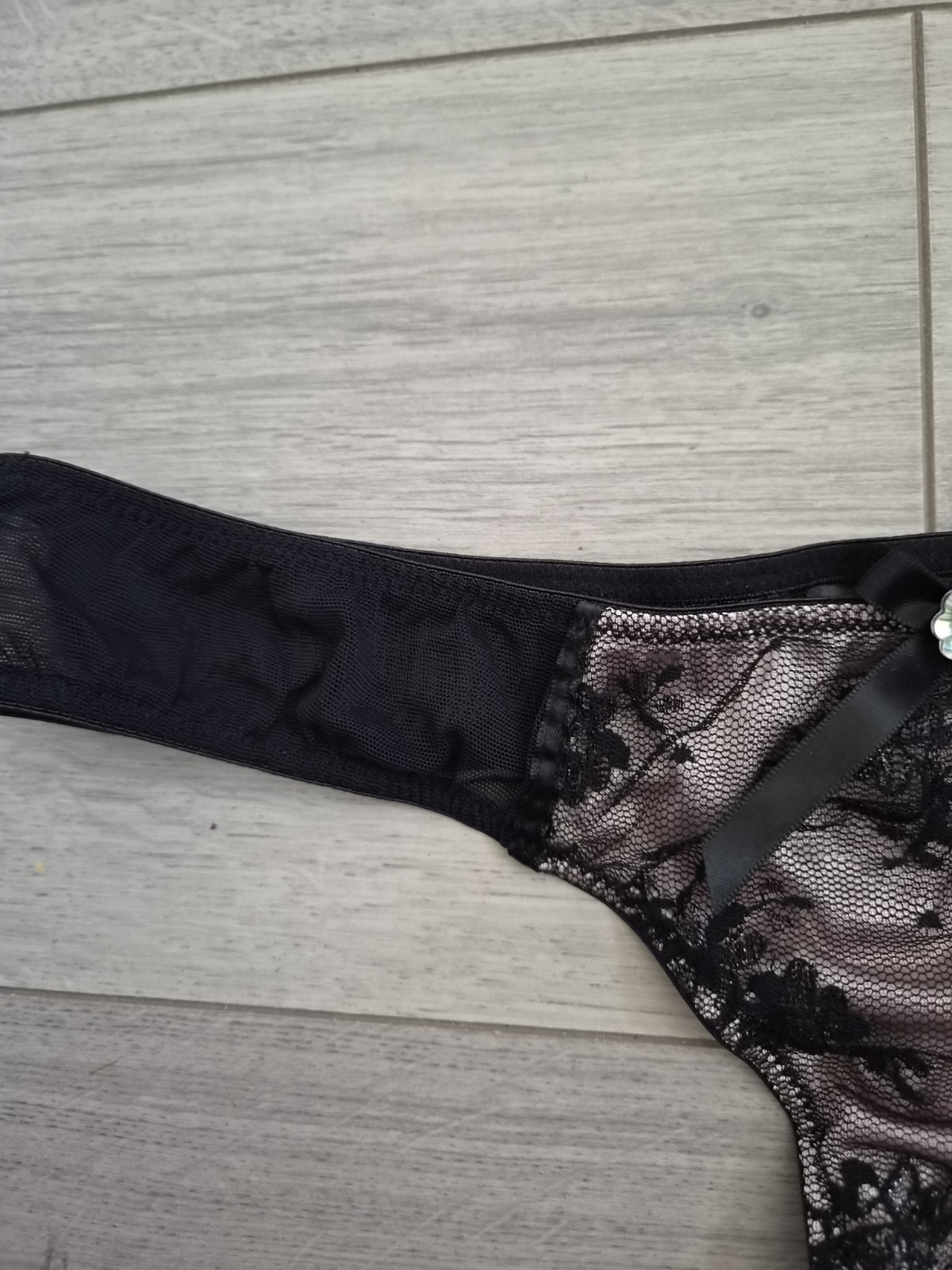 BNWOT Ann Summers Black & Nude Lace Overlay Thong Size 10-14