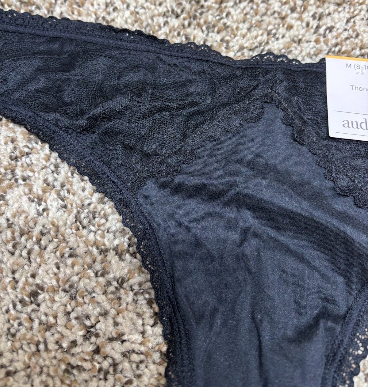 Auden Black Thong. Size: M (8-10).