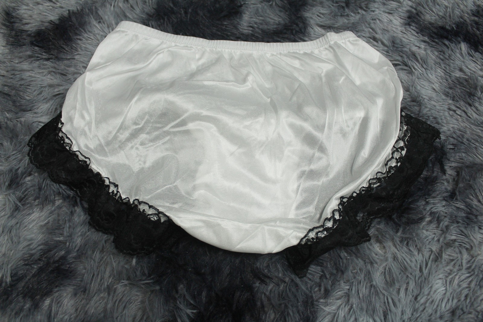 #A329 2XL/ElasticW.24-42″ Vintage Style 2PCS Black Nylon Half Slip + White Brief
