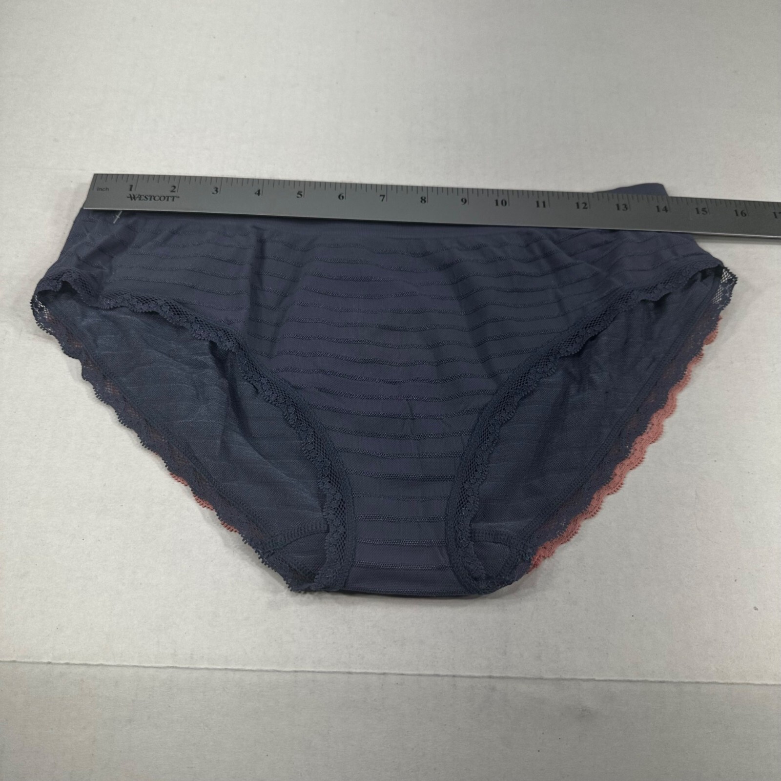 Lot Of Two Marilyn Monroe Women’s Size XL Panty Hipster 1 Blue 1 Pink NWOT