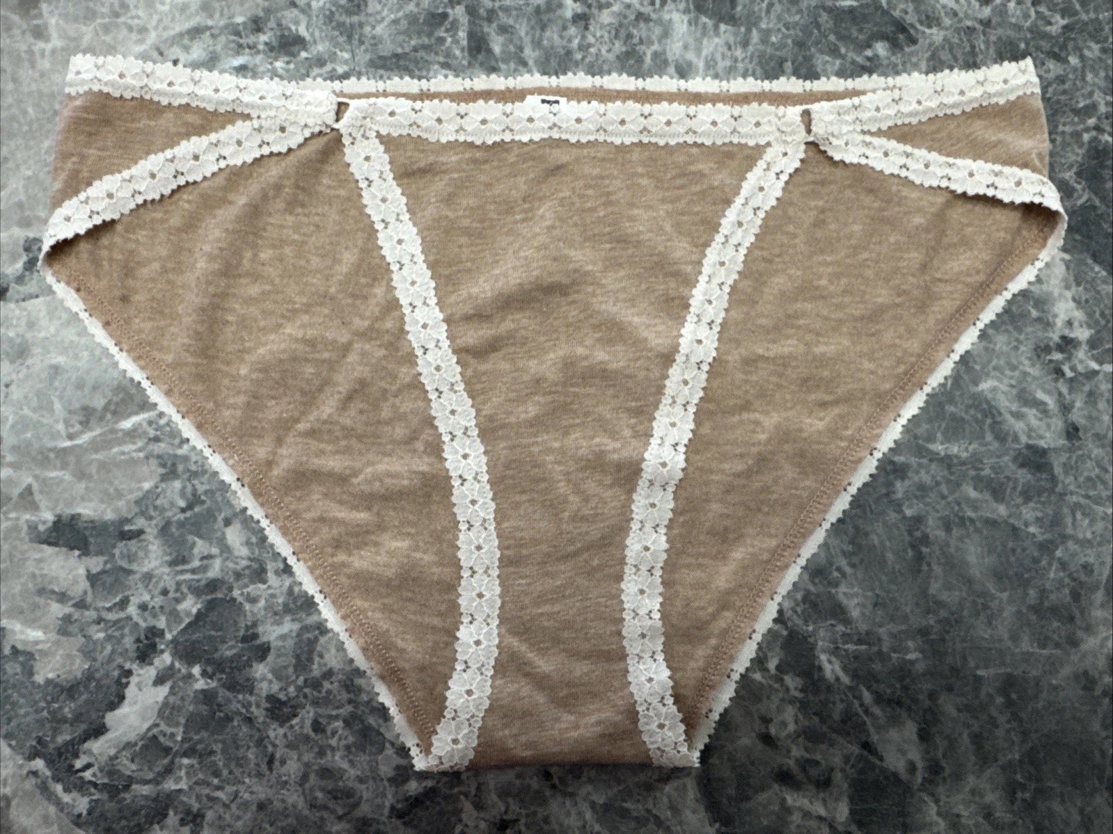 Victoria’s Secret VS 2-Tone Cotton Lace Trim O-Ring Cheeky Panty Beige Large L
