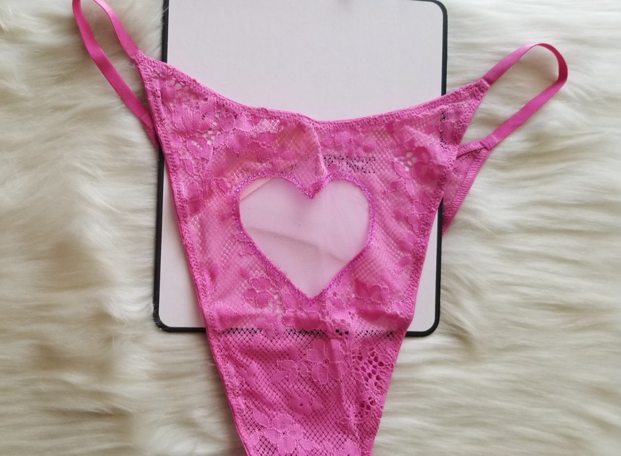 VICTORIA’S SECRET DREAM ANGELS RHINESTONE HEART STRING BRAZILIAN PANTY XL PINK