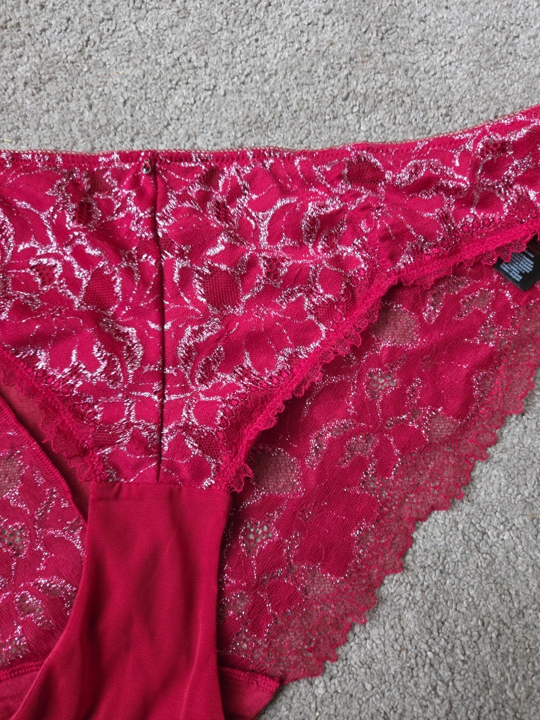 Red & Silver Brazillian Ladies Gorgeous briefs Knickers Uk size 18 Brand New