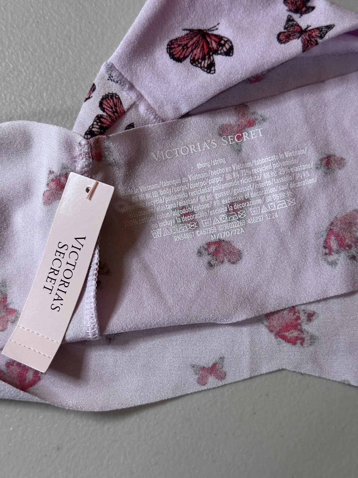 New Victoria’s Secret Panties Medium Pink No Show Seamless Thong Butterfly Art
