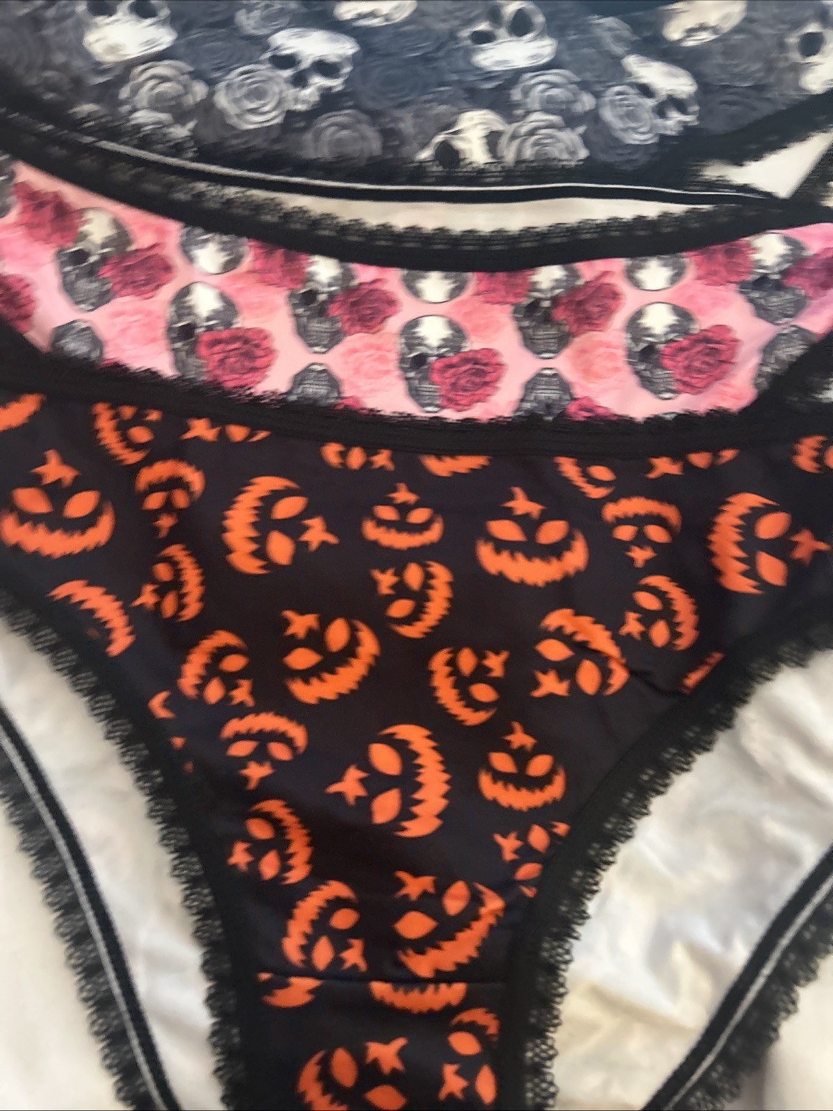 Morvia 3pk lace trim goth Skater Emo Goth panties L Black Orange Pink Skull Jack