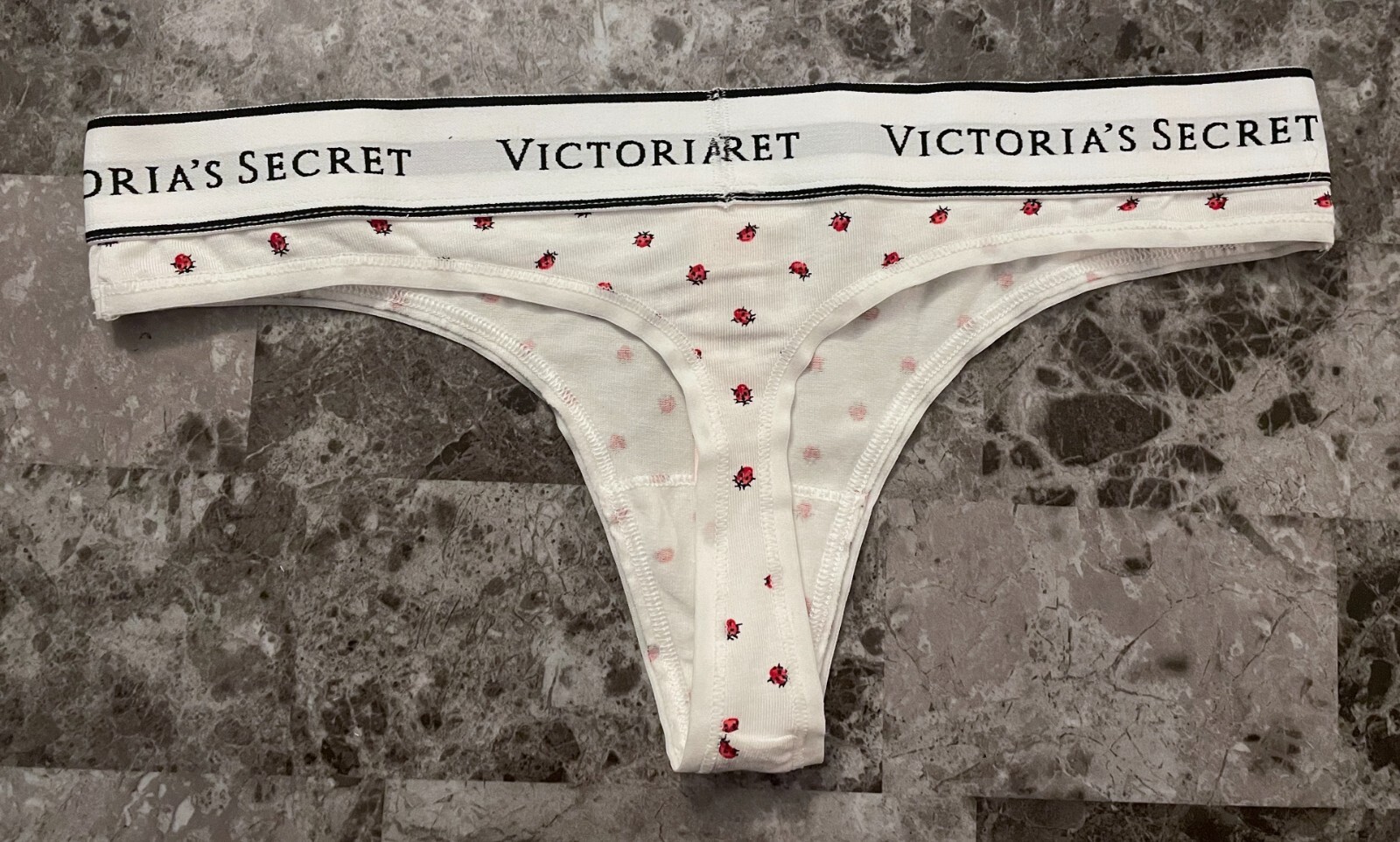 NWT VICTORIA’S SECRET WHITE RED LADYBUG THICK LOGO WAISTBAND THONG PANTIES