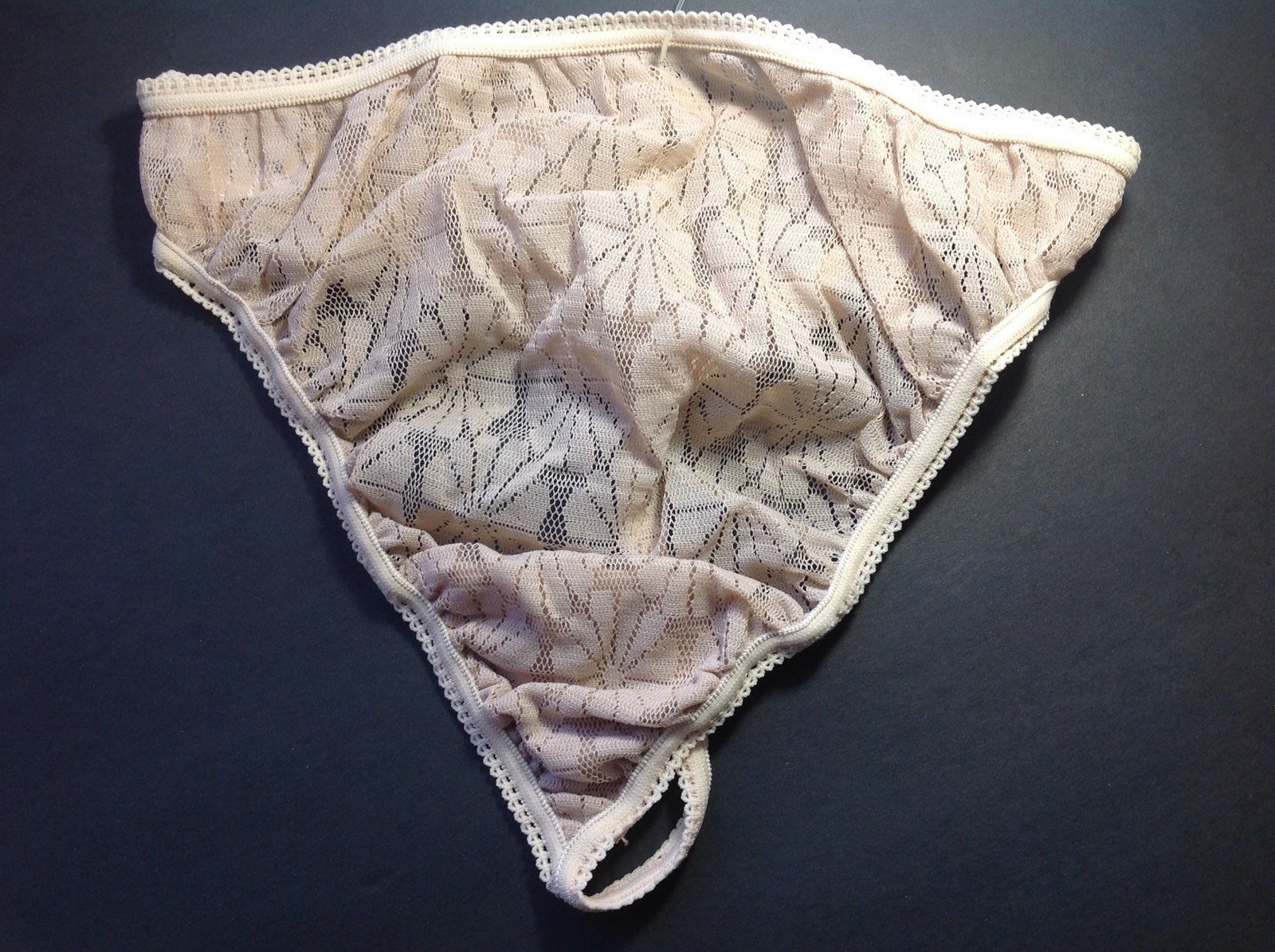 Women Panties,Thongs Size Small/5 Beige Fishnet Floral W/decoration