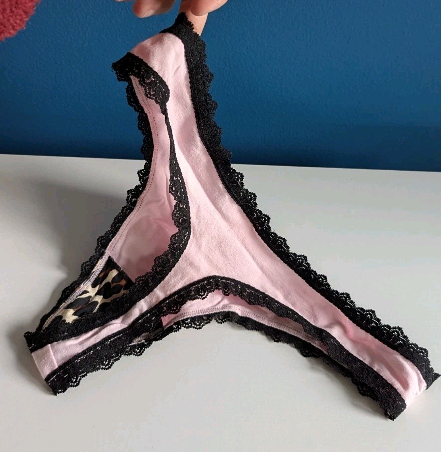 Y2K Vintage Betsey Johnson Cotton Studded Rose Low Rise Thong Panties M Rare